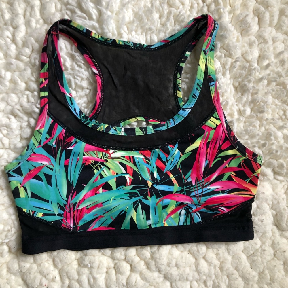 NWOT Fabletics sports bra